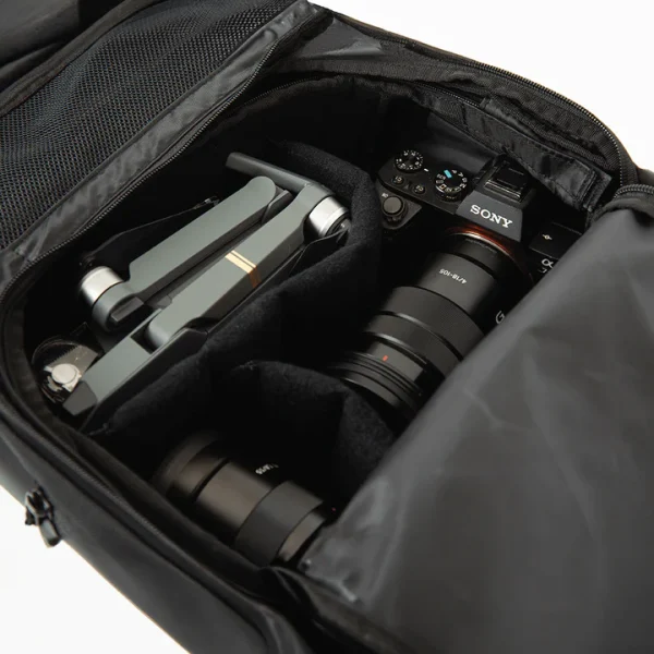 Essential-Camera-Cube_f12f2e0e-ce62-4247-af81-bfbca936de35