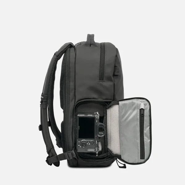 PRVKE21ZIP-BLACK-CAMERAACCESS-OW